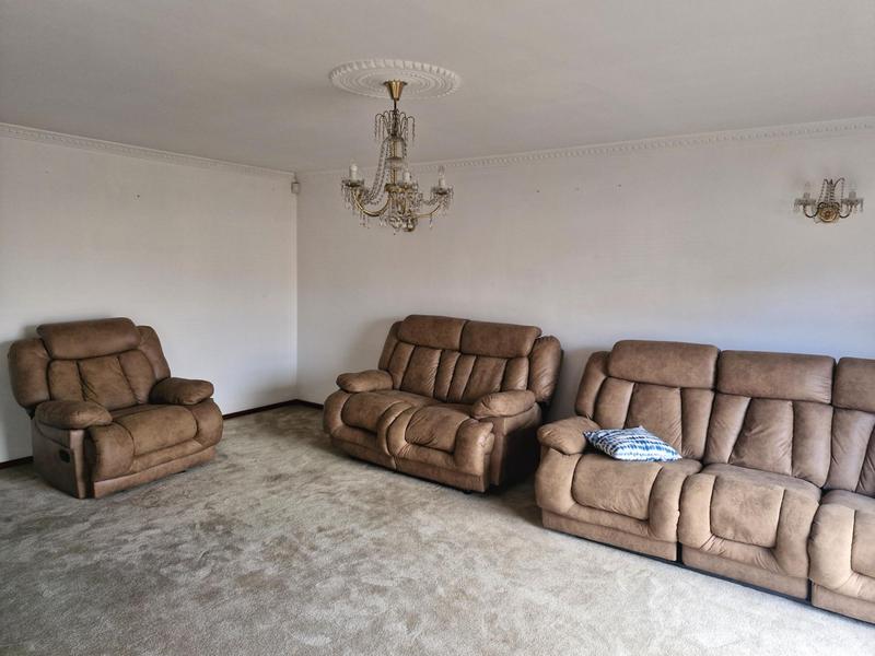 6 Bedroom Property for Sale in Cravenby Western Cape